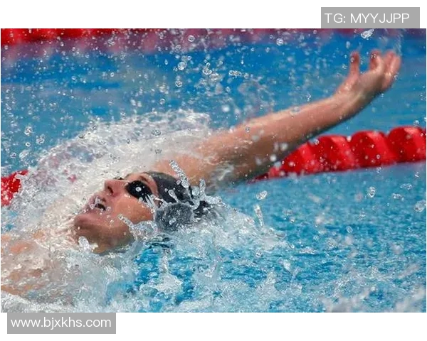 仰泳技巧与训练要点解析 让你轻松掌握这一游泳姿势