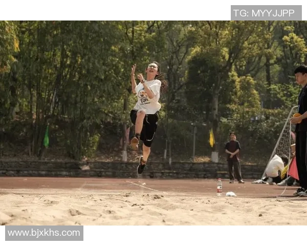 竞技运动组：探索创新训练方式与团队协作提升竞技水平的全新路径