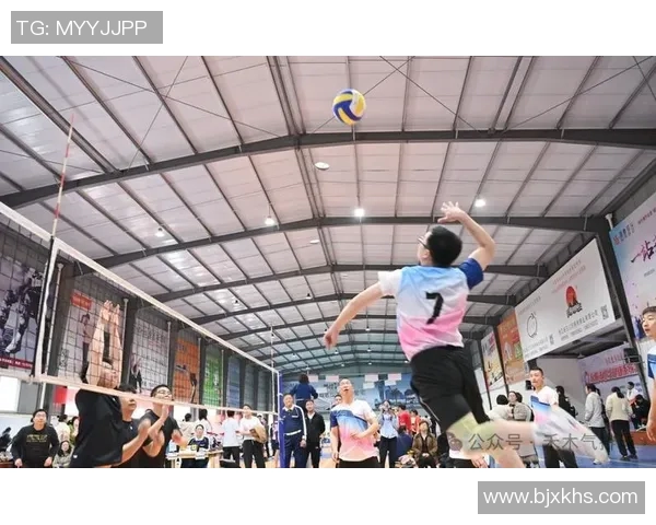 科学排球耐力训练的多样化方法与实用技巧探讨 科学排球耐力训练的多样化方法与实用技巧探讨